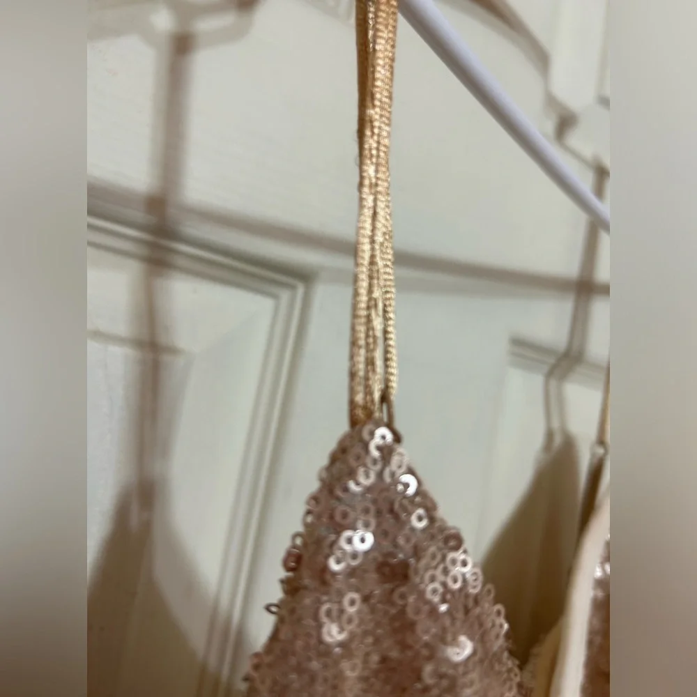 NWT Jack by BB Dakota Sequin Slip Dress Gold L - Picture 8 of 10